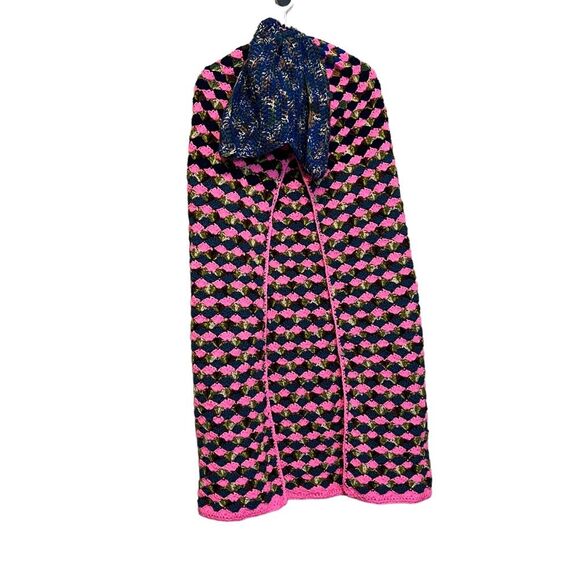 Crocheted Mermaid Tail Afghan Blanket - Picture 7 of 13